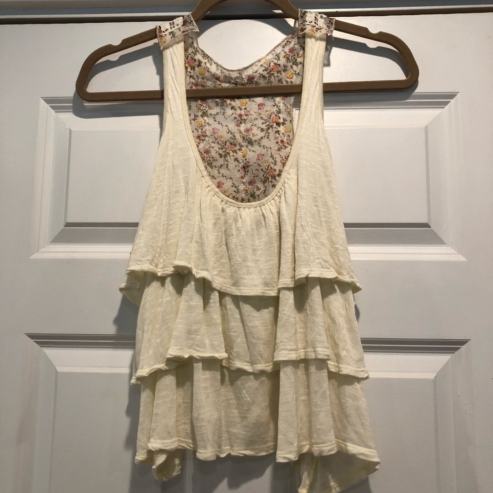Off white flowy tank